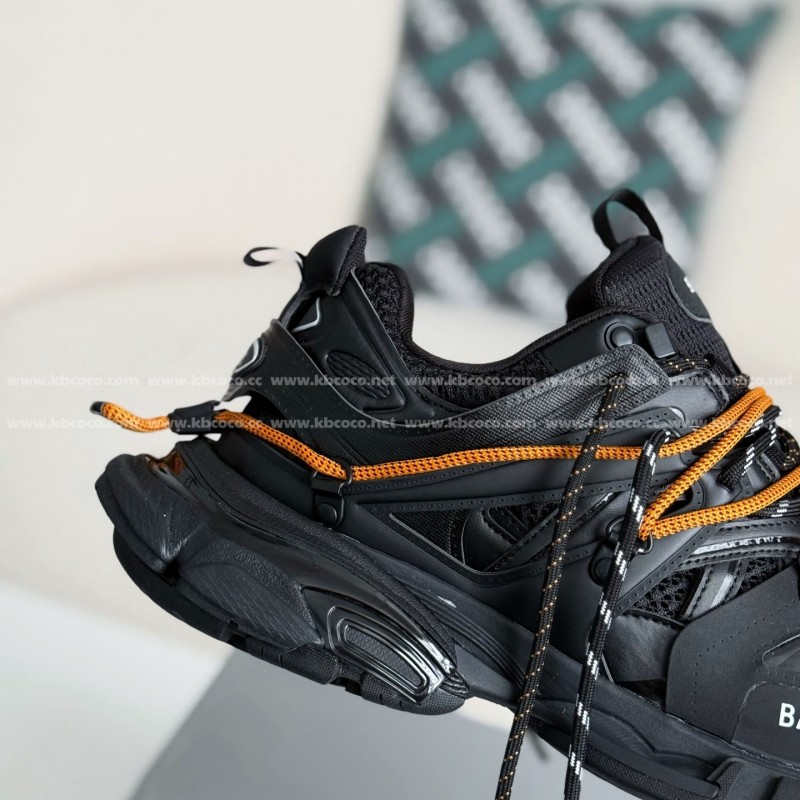 Ba*len*cia*ga Track Sneakers