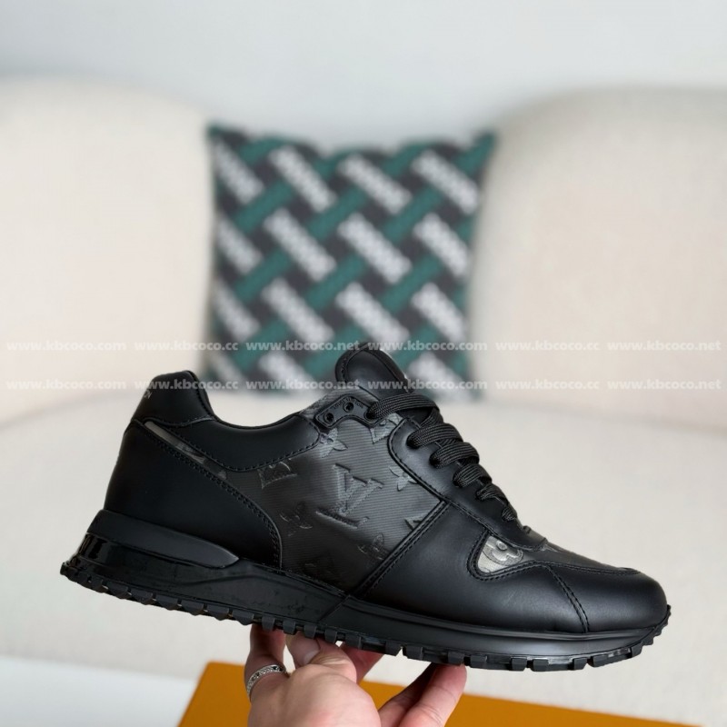 L0*is V*t0n RUN AWAY CASUAL SHOES