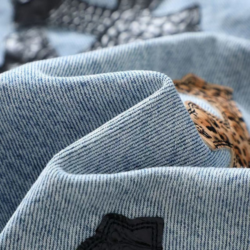 Ch**me He**ts new jeans