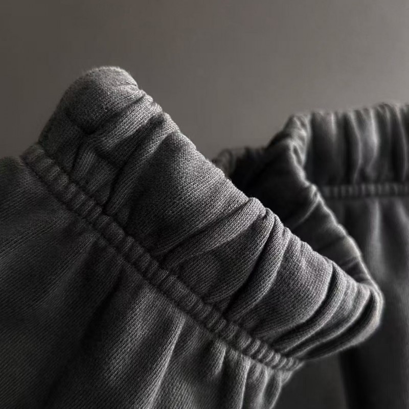 LV spring and summer new elastic casual washed loose shorts