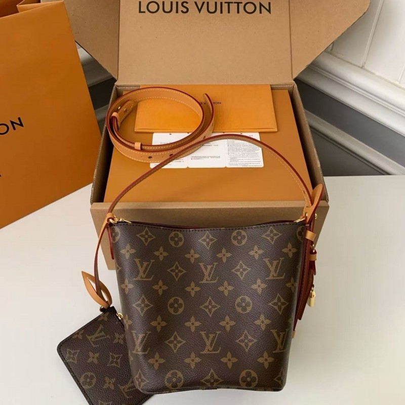 专柜当季新款 ALL IN BB 老花手袋 M12925，18*12*16cm