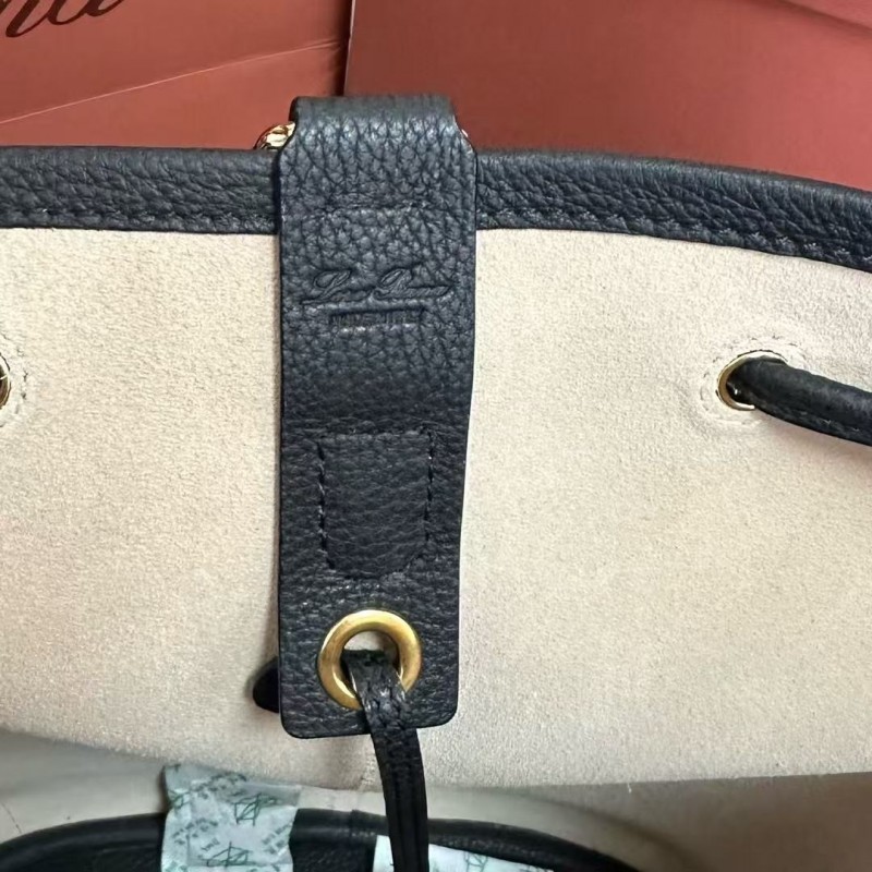 L**o p*ana extra black imported cowhide drawstring backpack, size: 25*27*14cm