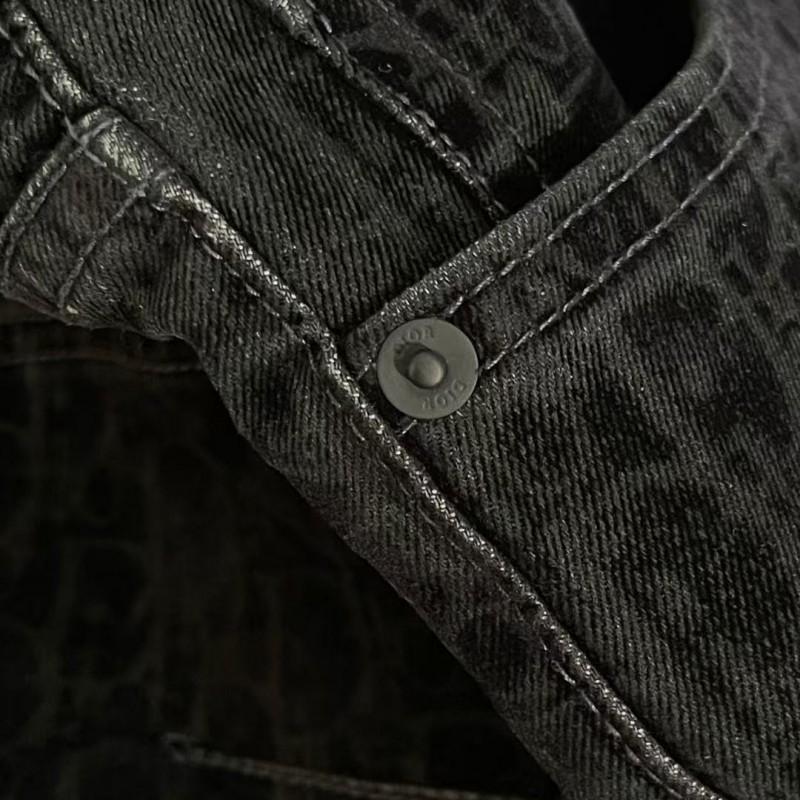 D*0r AND KAWS Classic Jeans