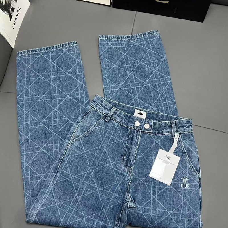 d*0r Di*m*nd laser embroidered jeans