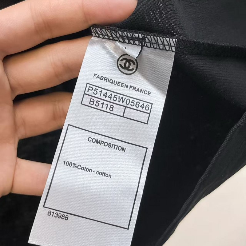 Ch*el cotton logo embroidered T-shirt