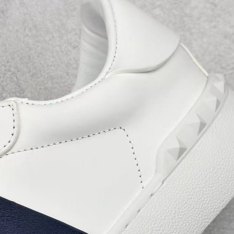 va*t*no One Stud Sneakers