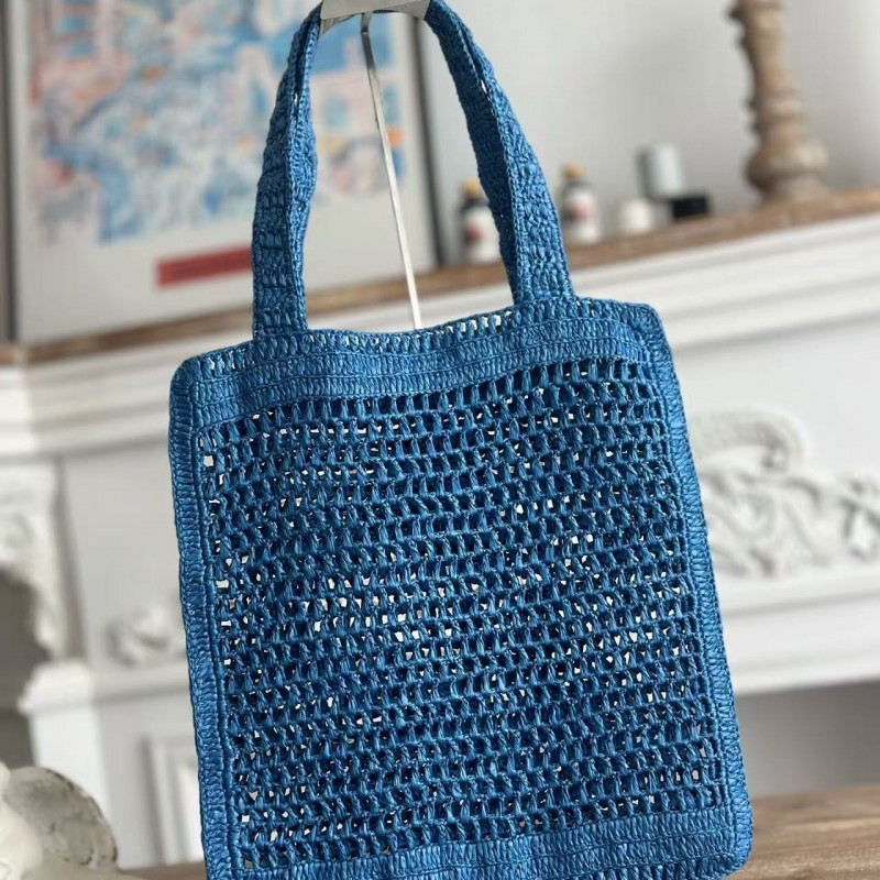 chloe spring and summer new SUMMER BANANA dopamine color blue pure handmade straw woven bag Size: 33