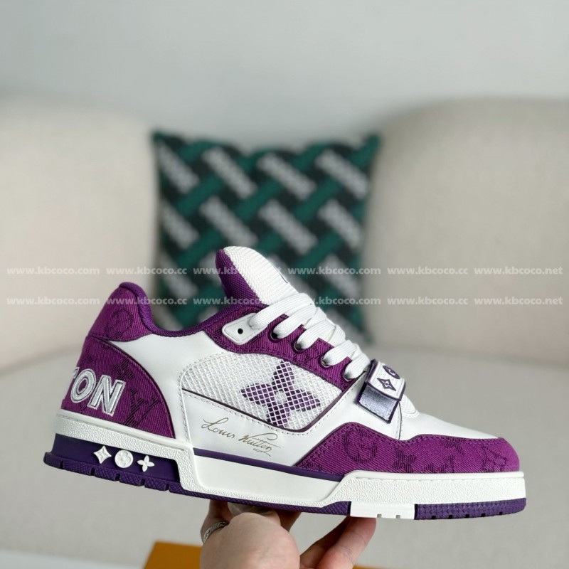 L0*is V*t0n TRAINER SNEAKERS