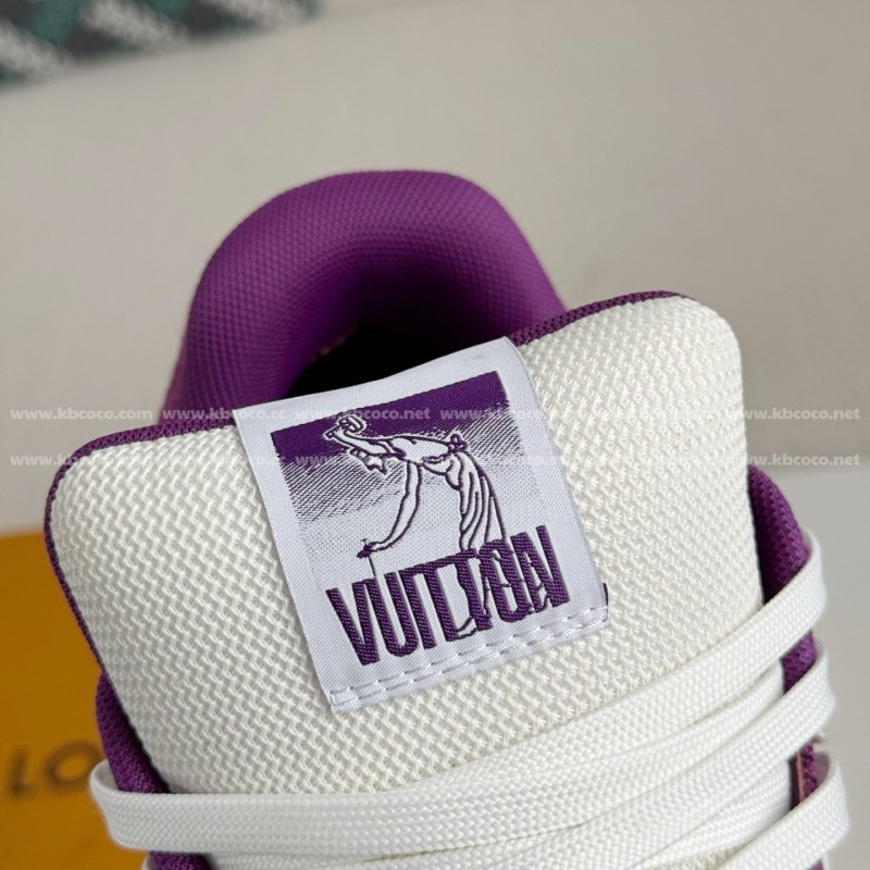 L0*is V*t0n TRAINER SNEAKERS