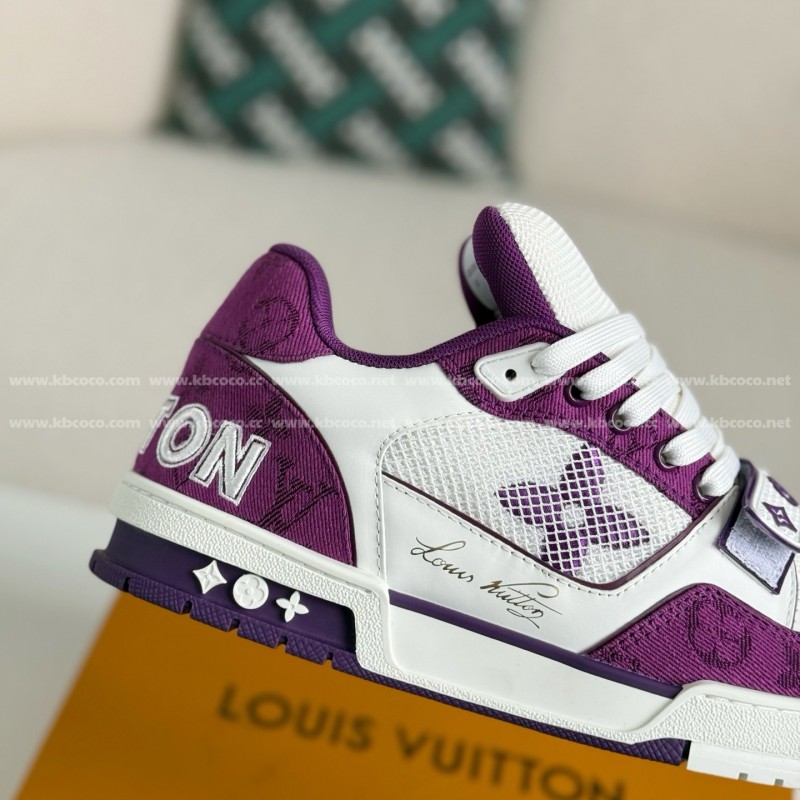 L0*is V*t0n TRAINER SNEAKERS