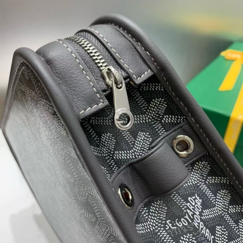 Go*ard imported cowhide with canvas small toilet bag, size: 25*18*7cm