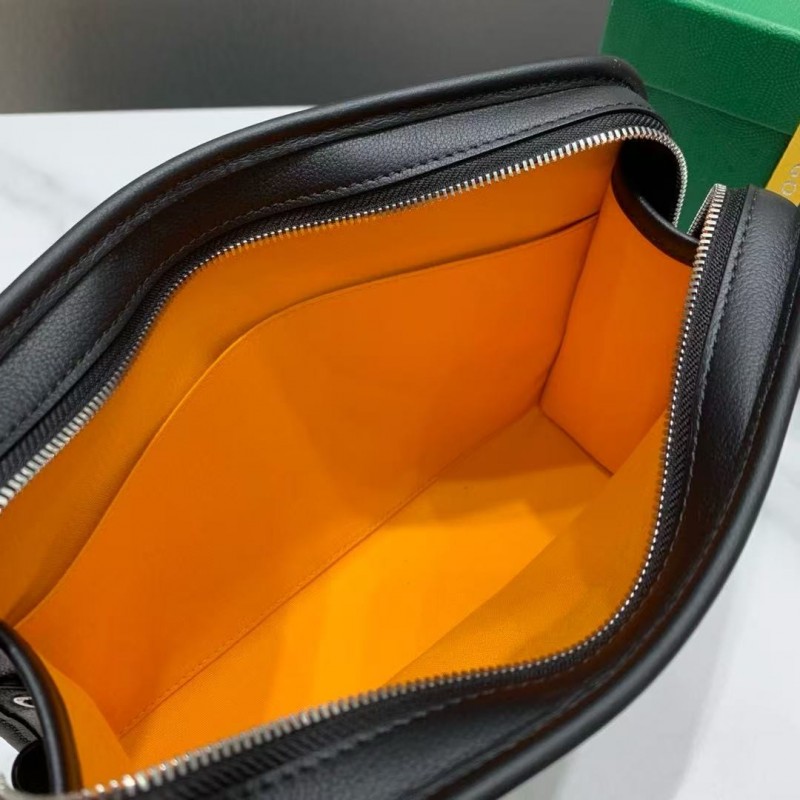 Go*ard imported cowhide with canvas small toilet bag, size: 25*18*7cm