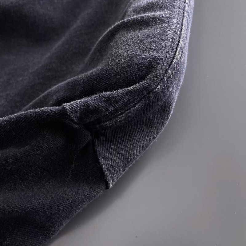 Pra*a 2025 new round neck T-shirt