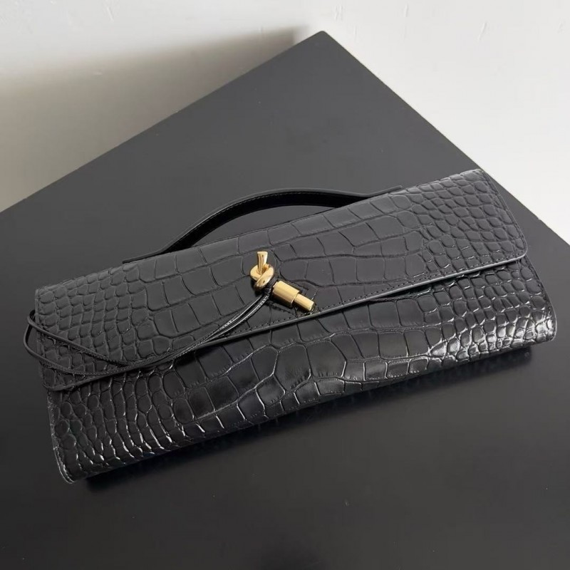 BOTTECA Ve*ne*ta uses exquisite craftsmanship intreccio embossed imported cow leather evening clutch b