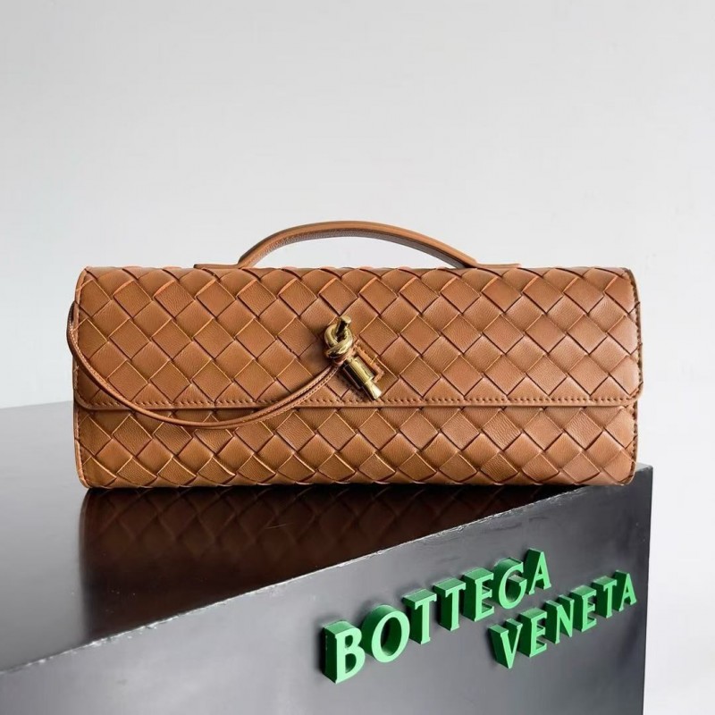 BOTTECA Ve*ne*ta uses exquisite craftsmanship intreccio woven imported sheepskin evening clutch bag Si