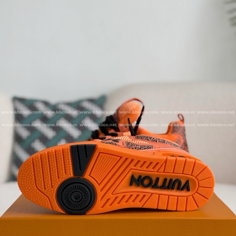 L0*is V*t0n RUNNER TATIC SNEAKERS