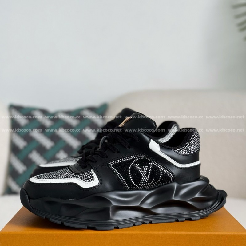 L0*is V*t0n CASUAL SPORTS SHOES