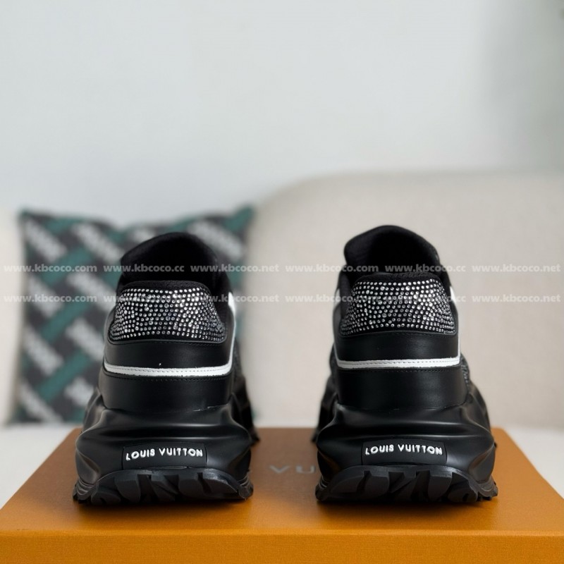 L0*is V*t0n CASUAL SPORTS SHOES