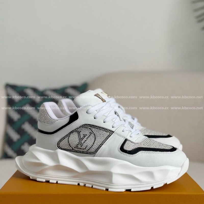 L0*is V*t0n CASUAL SPORTS SHOES