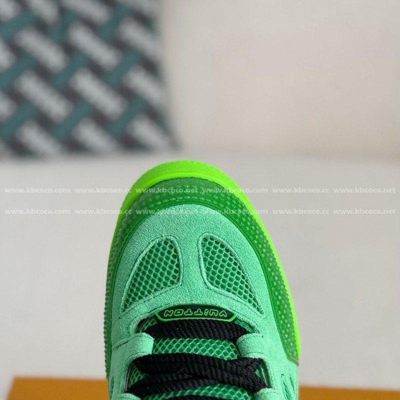 L0*is V*t0n RUNNER TATIC SNEAKERS