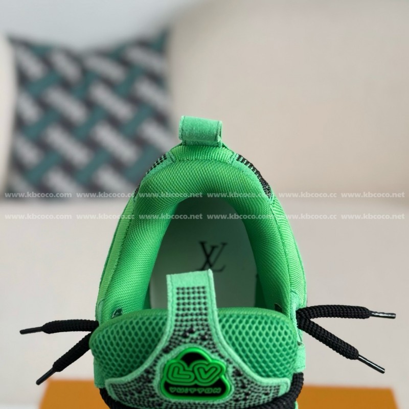 L0*is V*t0n RUNNER TATIC SNEAKERS