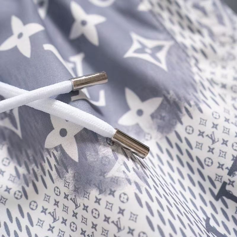 LV 2025 new top-grade quick-drying fabric beach swimming shorts