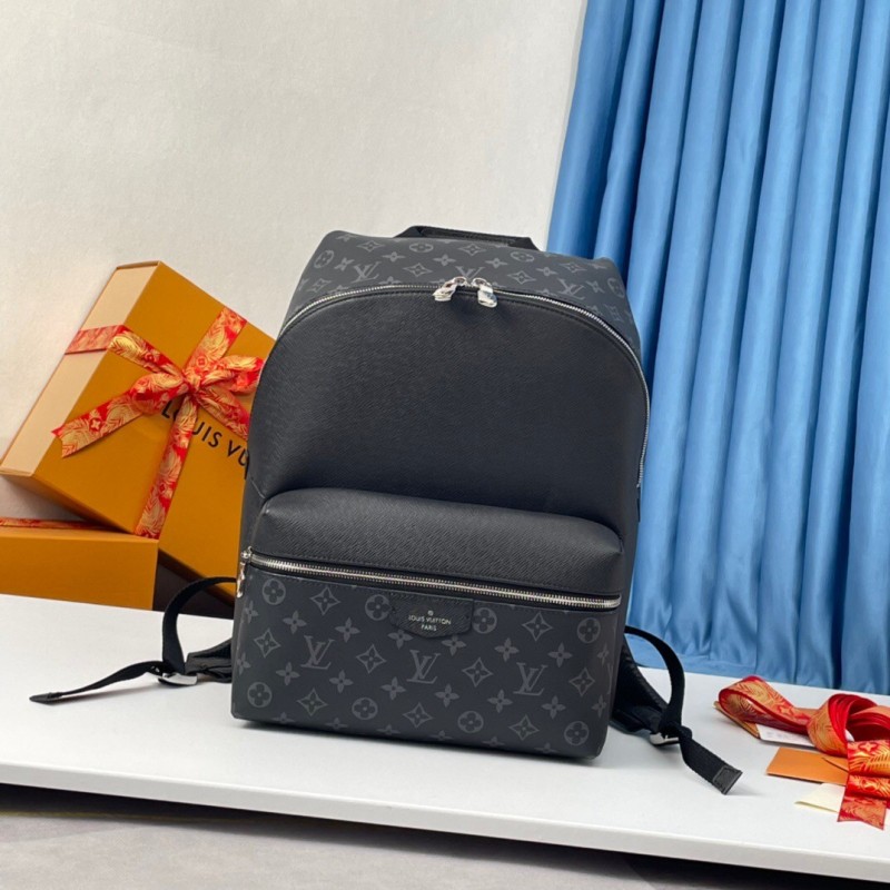 L0*is V*t0n backpack