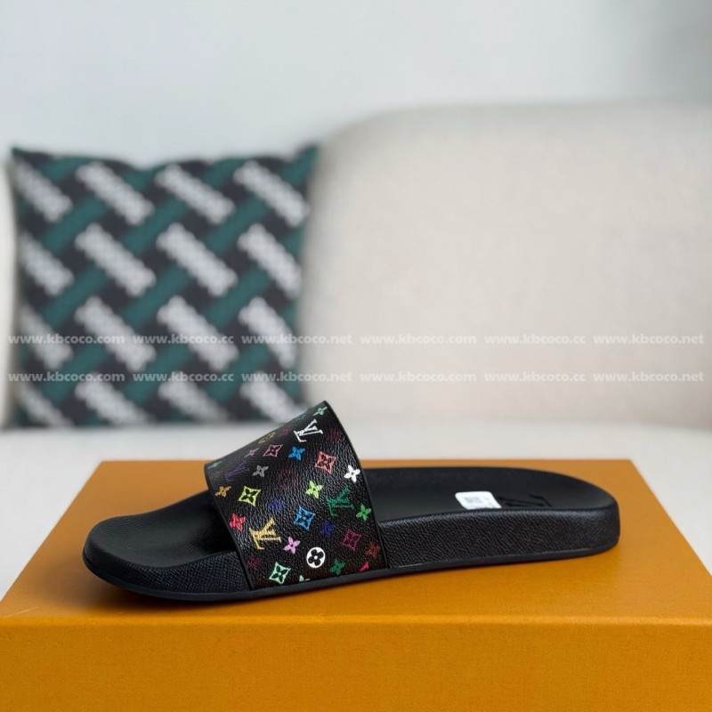 L0*is V*t0n SLIPPERS