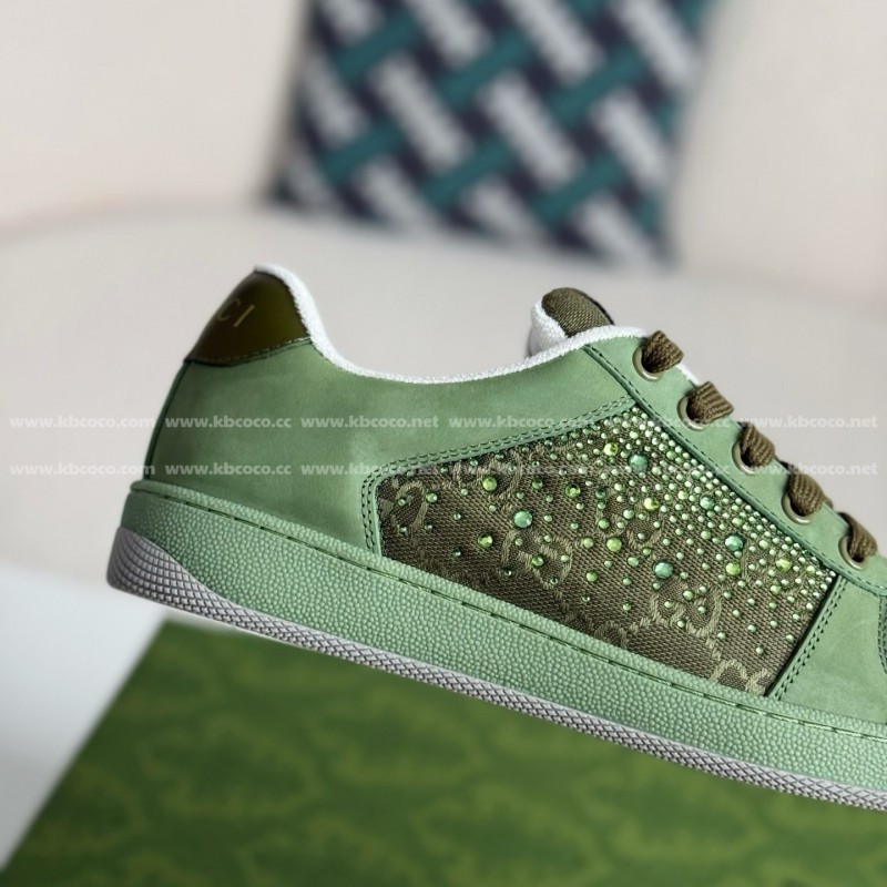 G*u*i casual sneakers