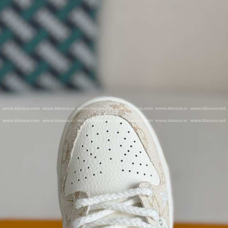 L0*is V*t0n x Nike Dunk Casual Sneakers