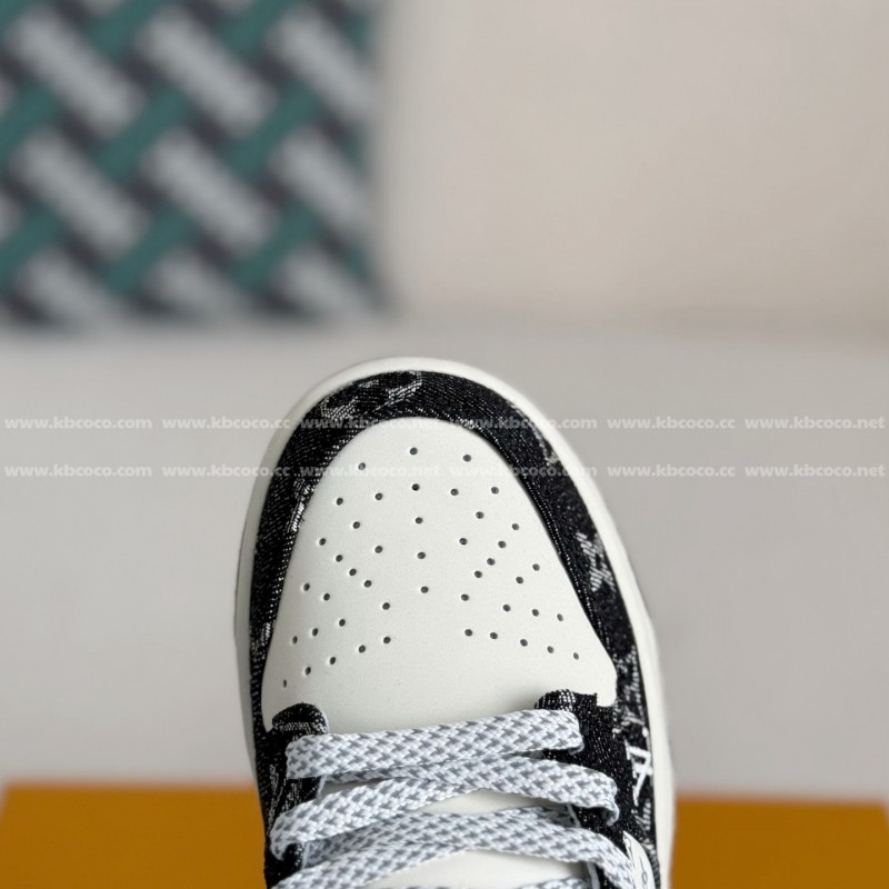 L0*is V*t0n x Nike Dunk Casual Sneakers