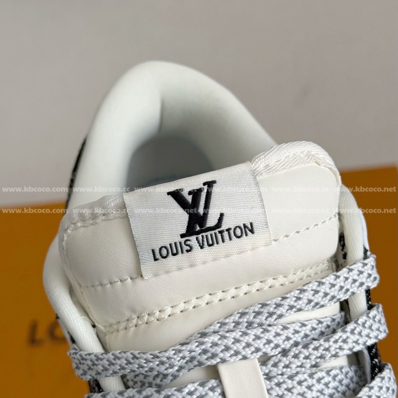 L0*is V*t0n x Nike Dunk Casual Sneakers