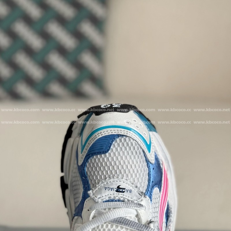 Ba*len*cia*ga Runner Sneakers