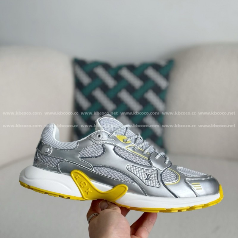 L0*is V*t0n OLYMPIA CASUAL SHOES