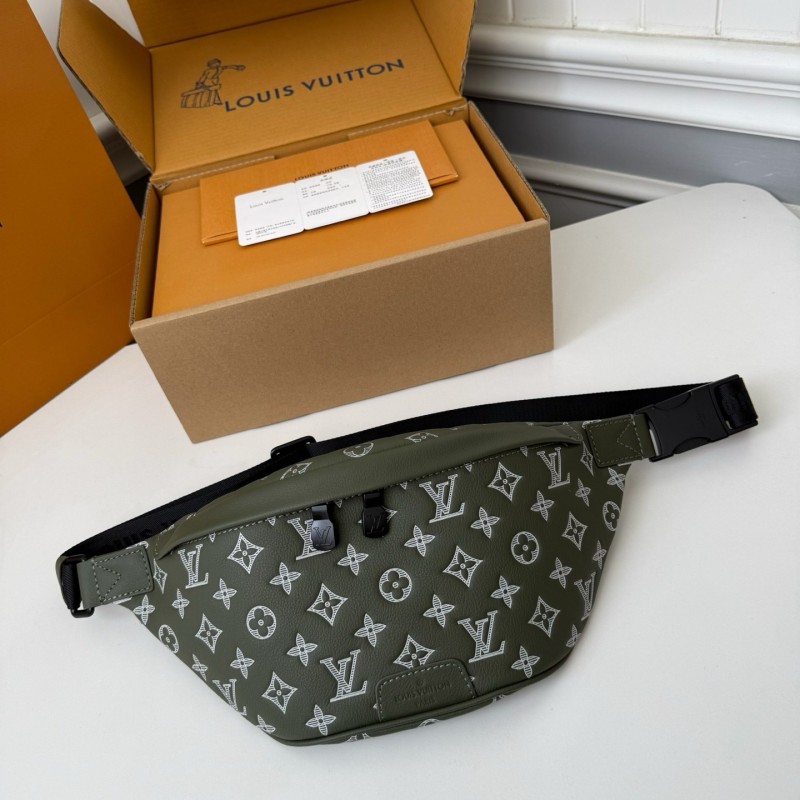 LV DISCOVERY FULL LEATHER CHEST BAG  M12508,SIZE:15*9*44cm