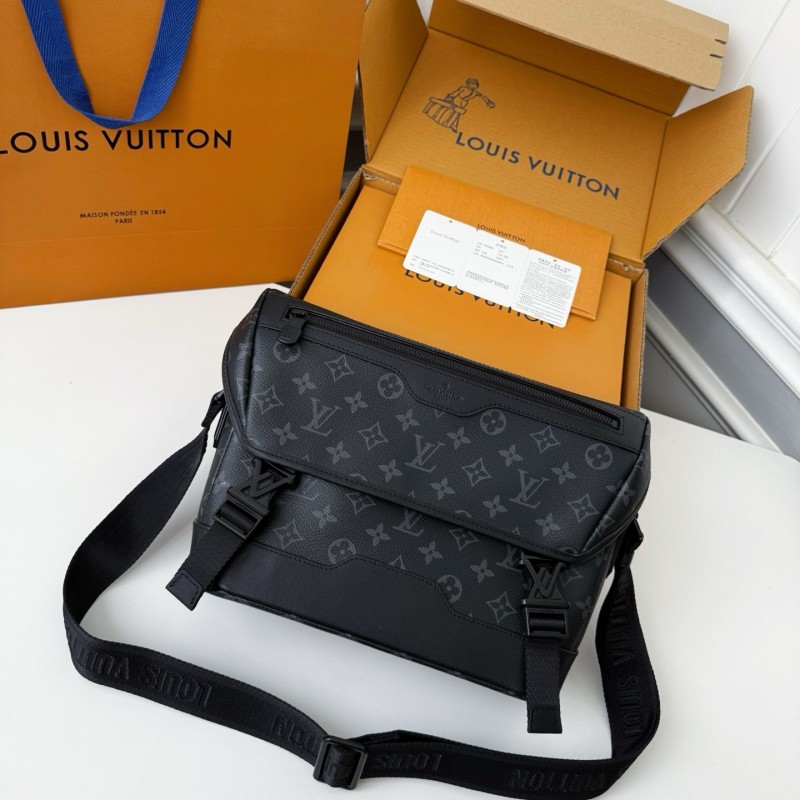 LV VOYAGER Small Black Floral Postman Bag M12517,Size:22.5*11*33