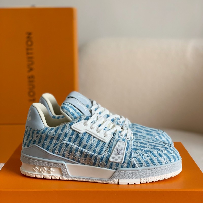 L0*is V*t0n TRAINER SNEAKERS