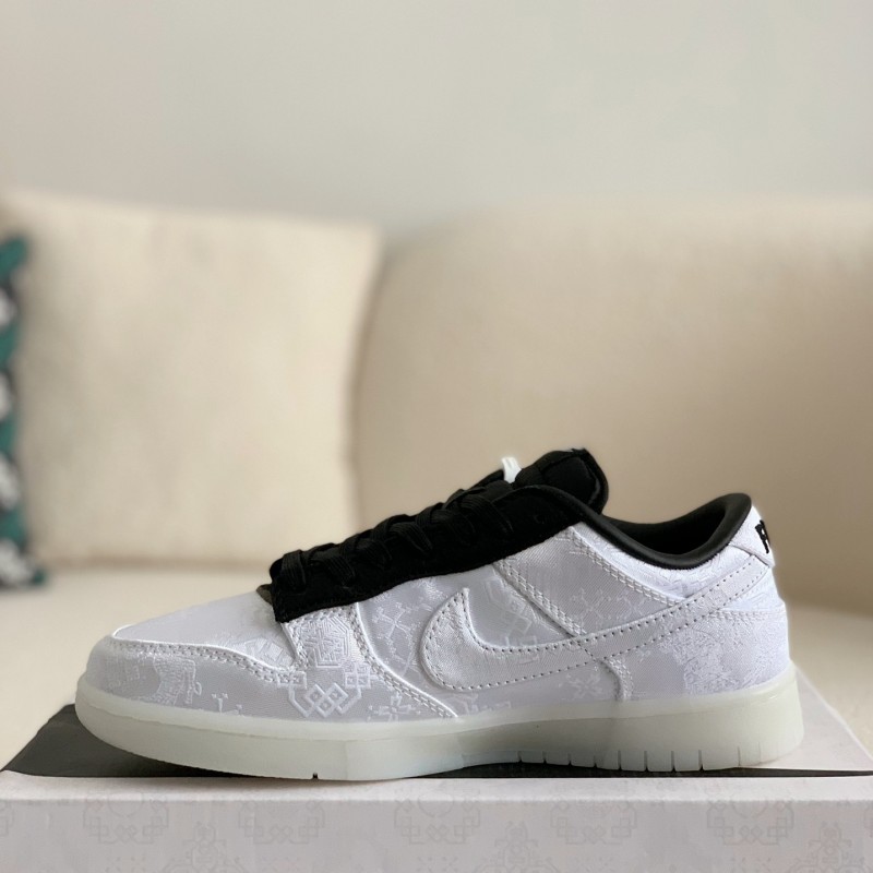 Fragment Design x Clot x Nike SB Dunk Low"20th AnniversaryWhite Silk Sneakers