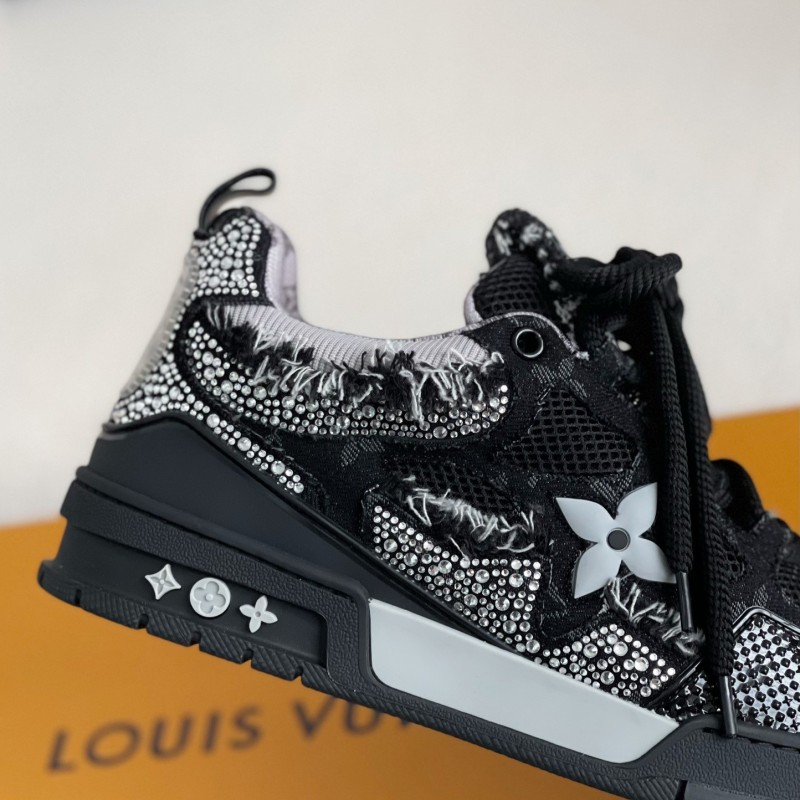 L0*is V*t0n Skate Sneakers