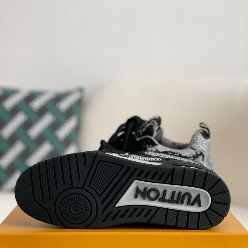 L0*is V*t0n Skate Sneakers