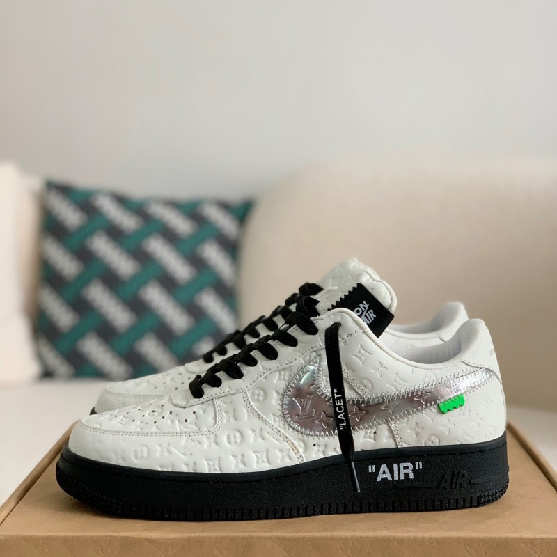 L0*is V*t0n × NIKE AIR FORCE 1 SNEAKER