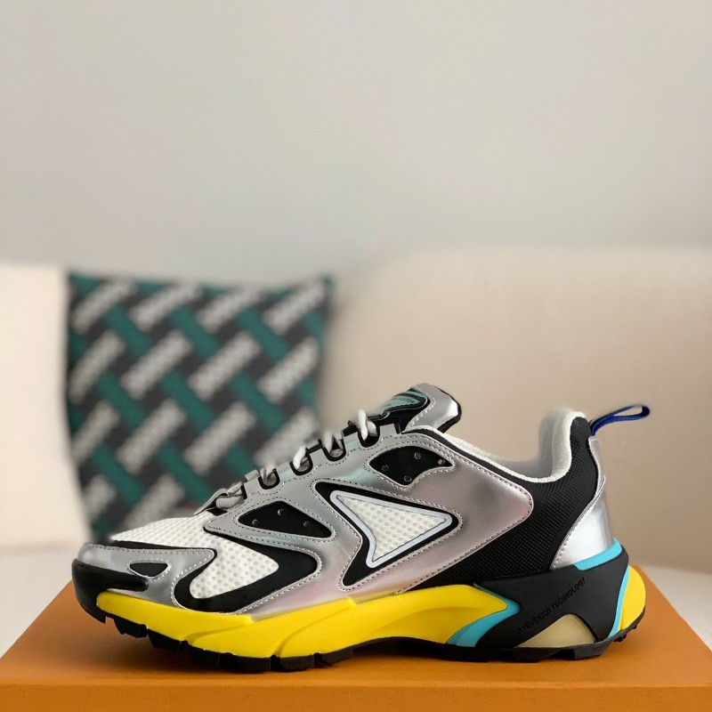 L0*is V*t0n Runner Tatic Sneakers