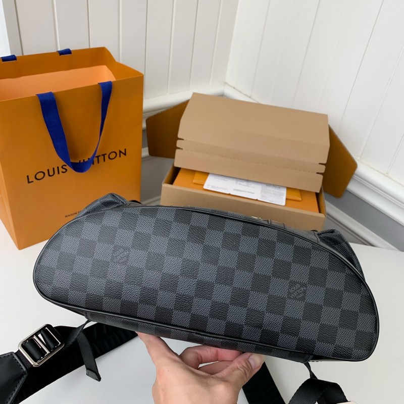 L0*is V*t0n CHRISTOPHER Backpack N41379 Top Quality Size: 38 * 44 * 21cm