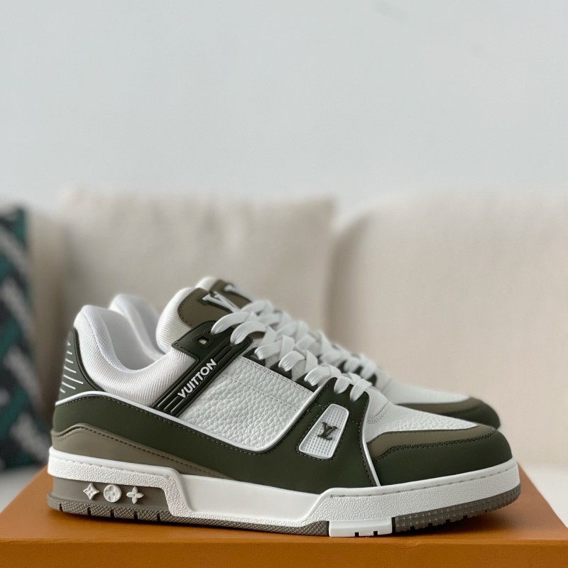 L0*is V*t0n Trainer Sneakers