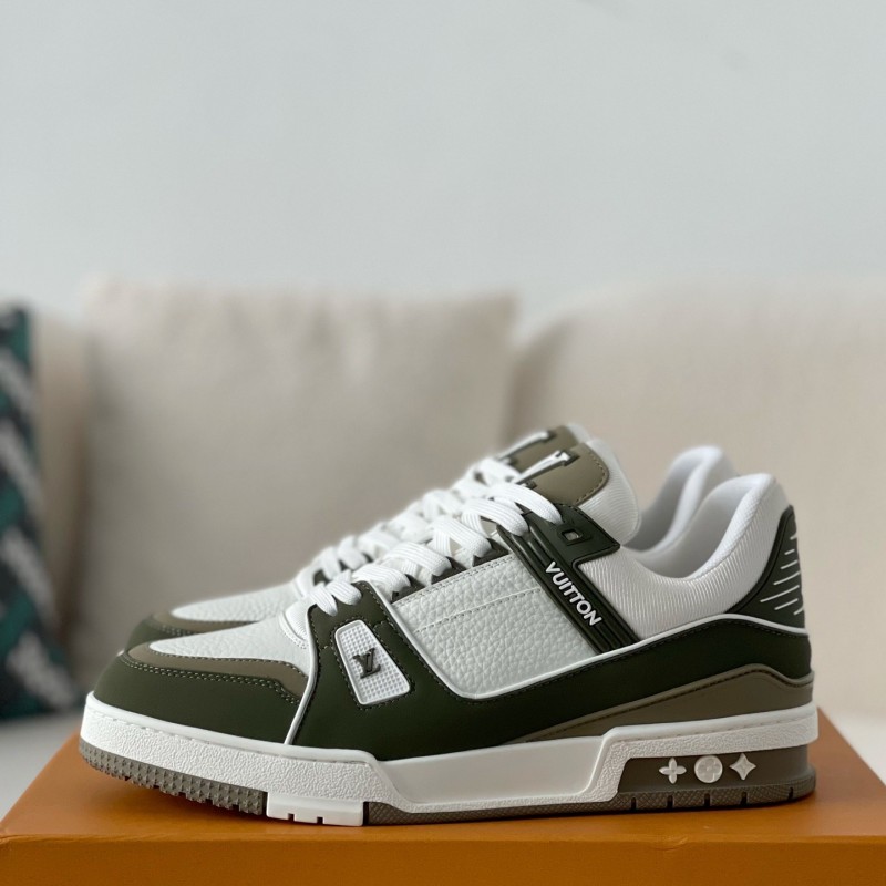 L0*is V*t0n Trainer Sneakers