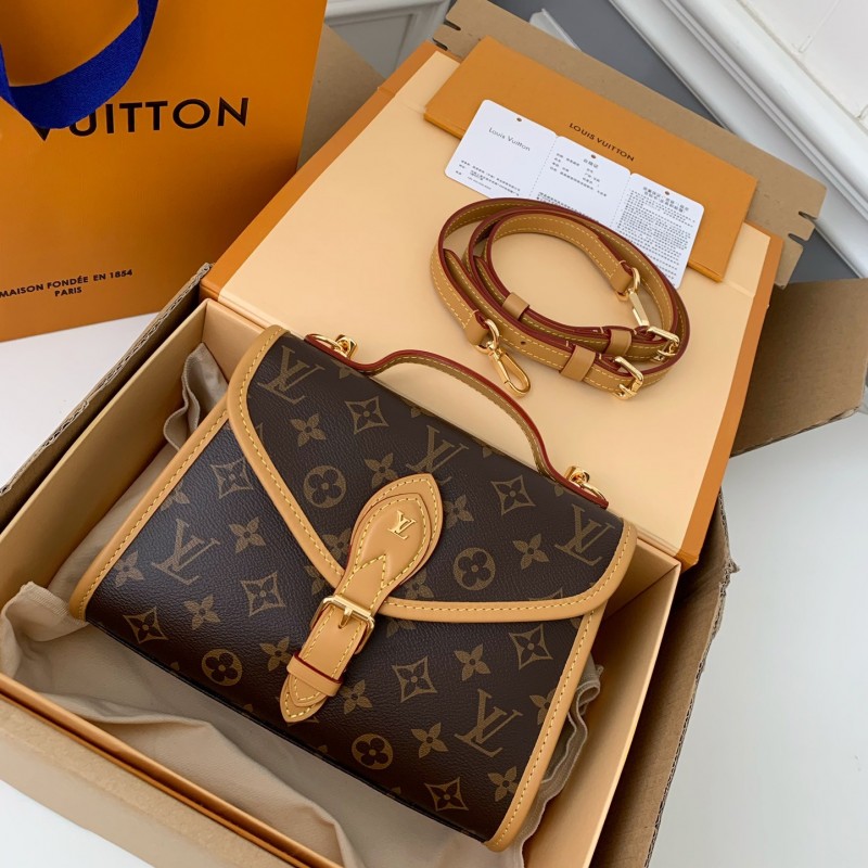 L0*is V*t0n IVY M44919，Size：23.5*18*9cm