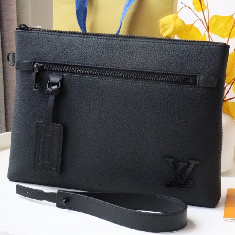 L0*is V*t0n logo calfskin protective case clutch 30*22*5cm