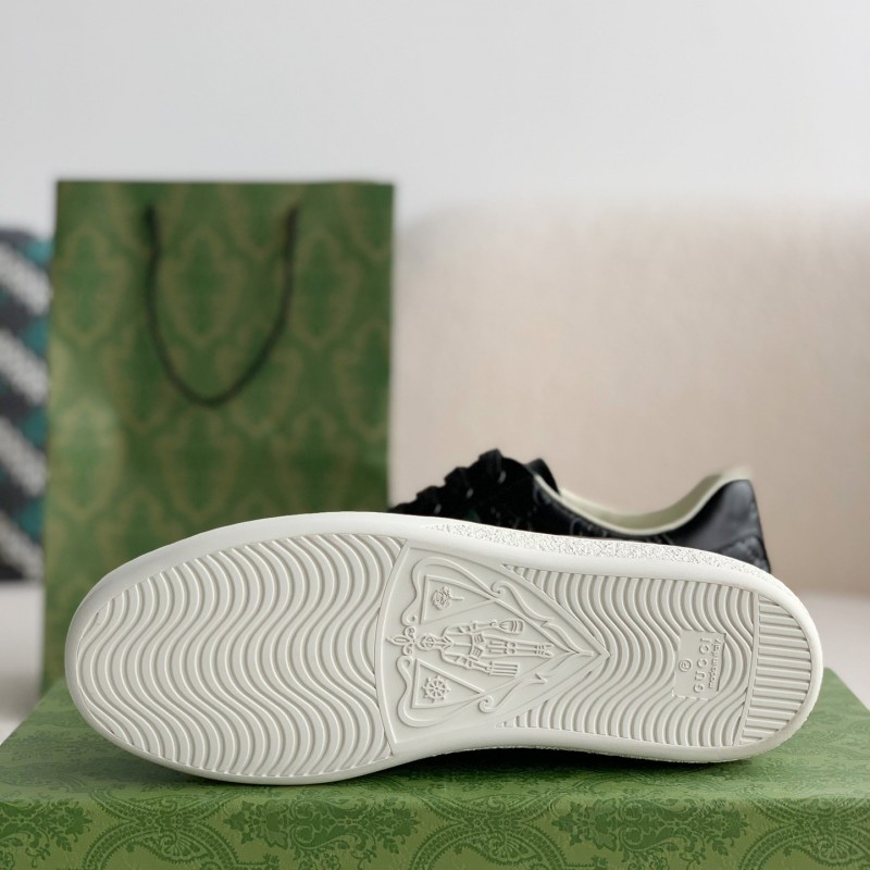 G*u*i sneakers S*pport chip phone sensing