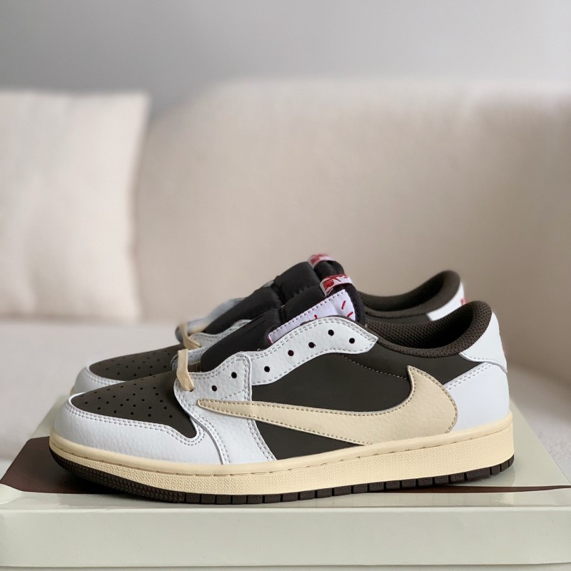 Nike AirJordan1 x TravisScott  AJ Low