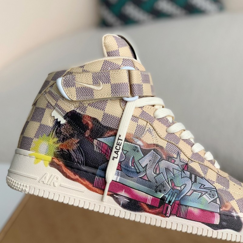 L0*is V*t0n X NIKE AIR FORCE 1 high Sneaker